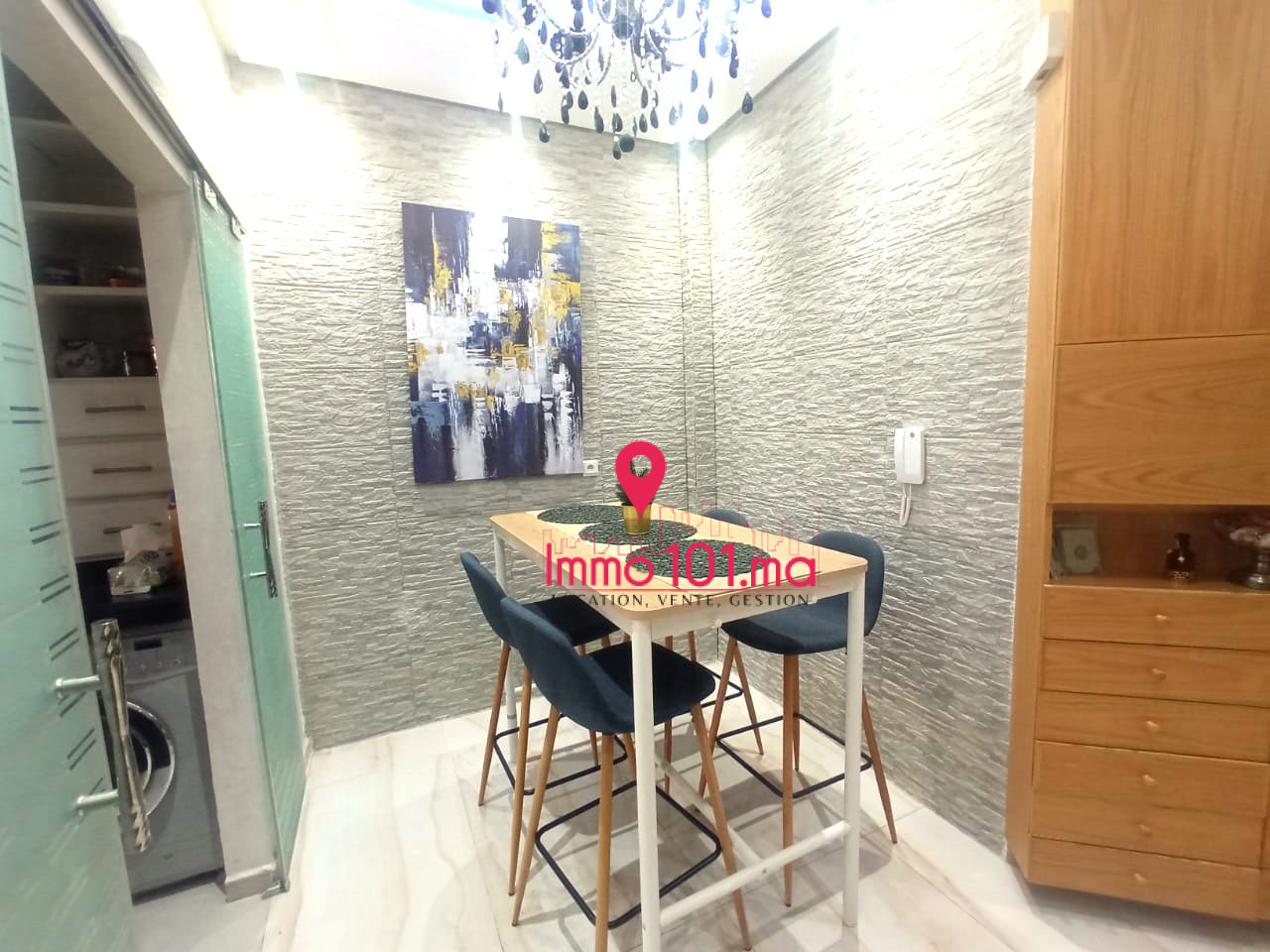 Appartement à vendre à Hay Riad YBV1977